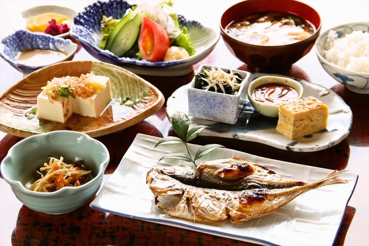 Ajiro Kanko Hotel Atami  Buitenkant foto